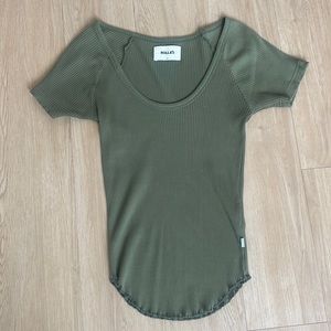 Rolla’s ribbed fitted tee